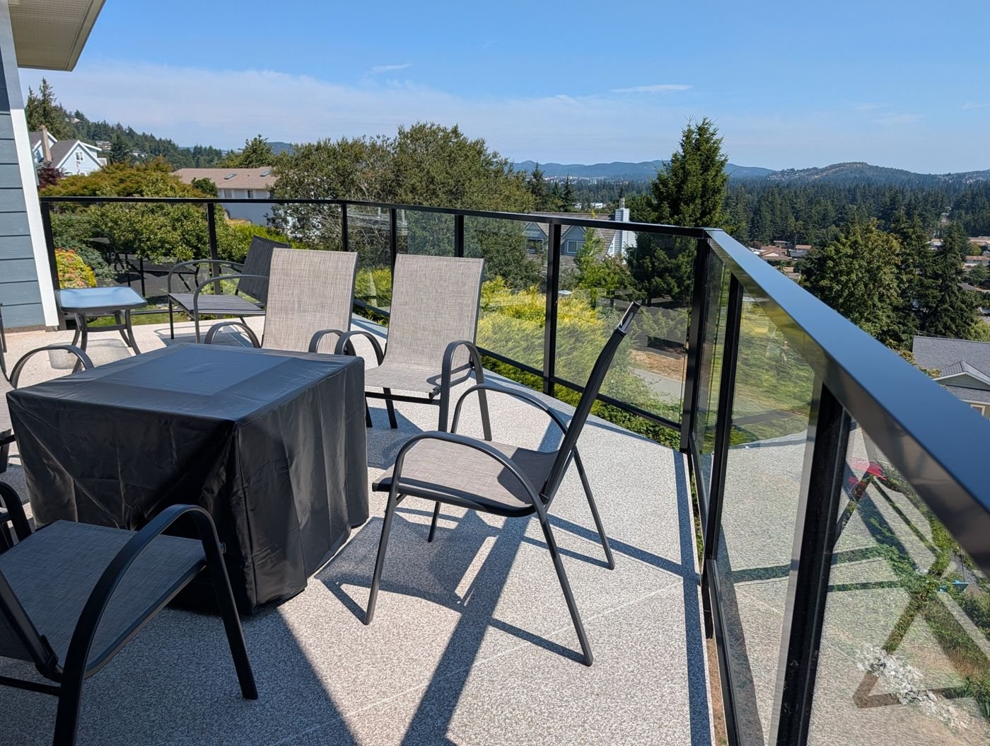 Completed deck lounge