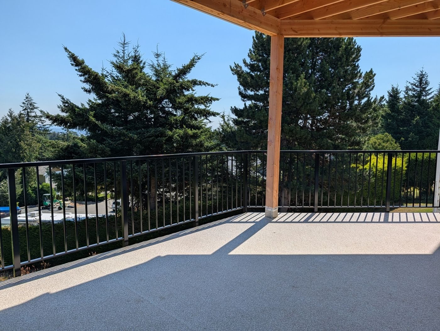 Completed deck and railing