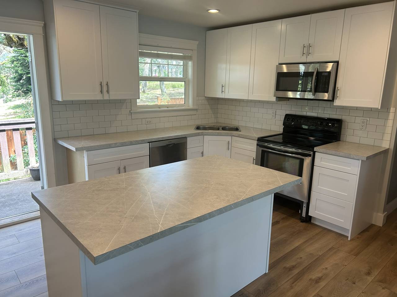 Kitchen renovation - after - cabinetry