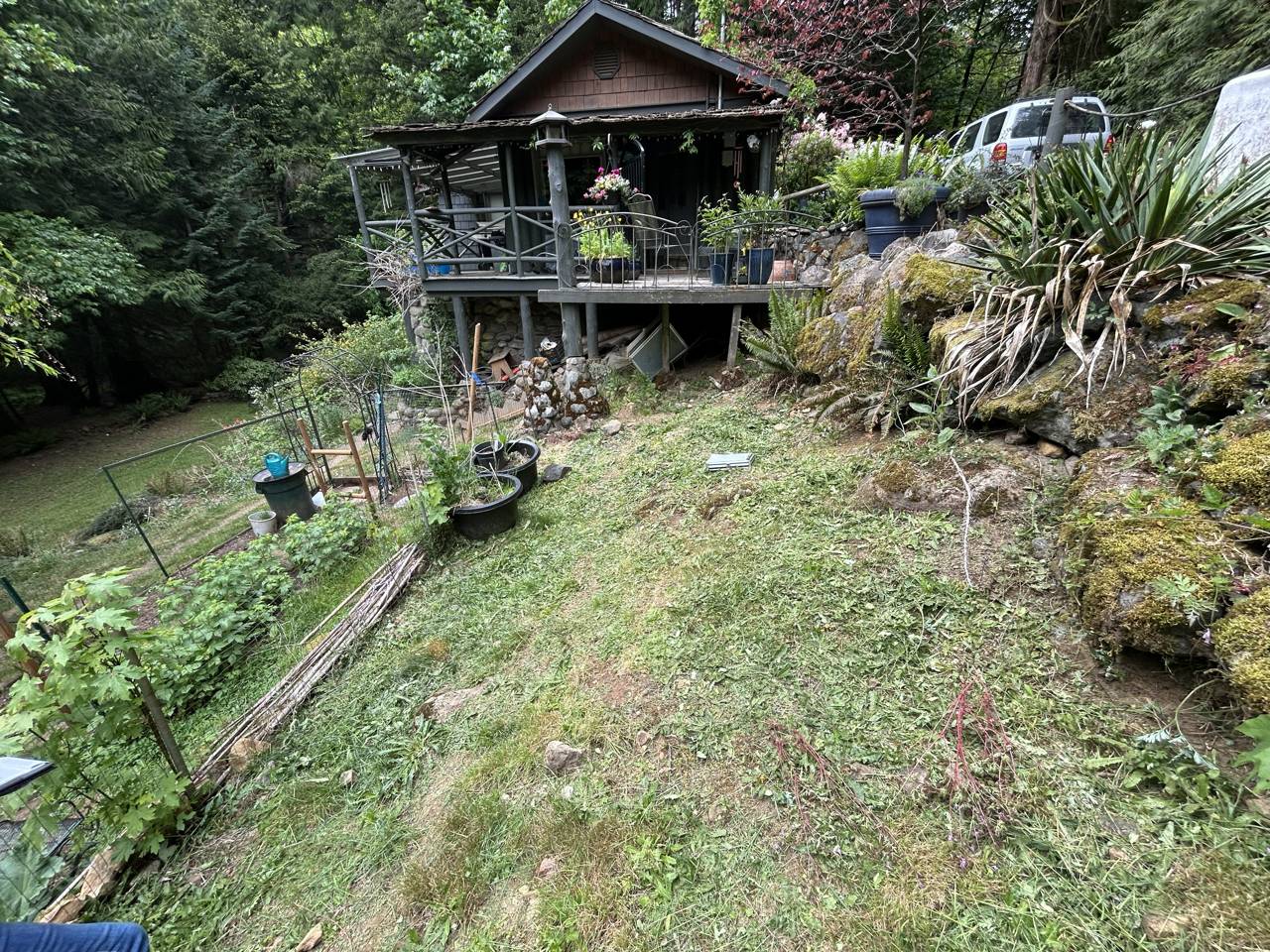 Side deck - before